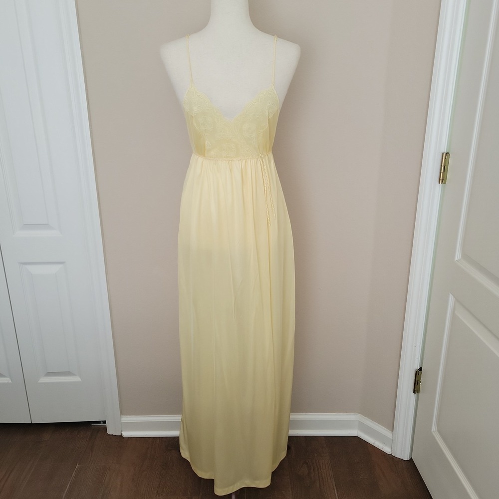 Vintage Gilead Yellow Nightgown Long Maxi Slip Dress Size M Lace Lingerie READ